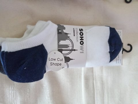 22 pairs of mixed trainer socks 3
