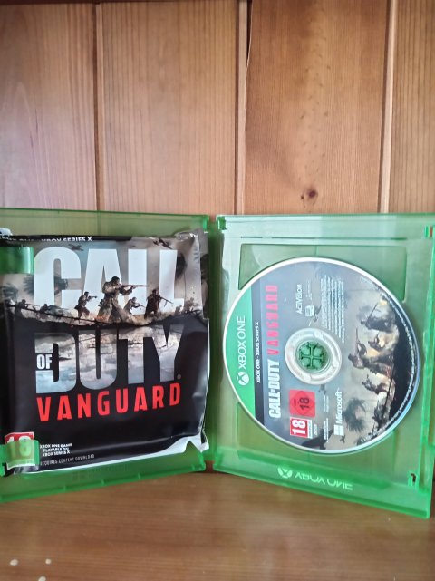 Call of Duty Vanguard Xbox One / Series X Physical Disc ( pre owned )